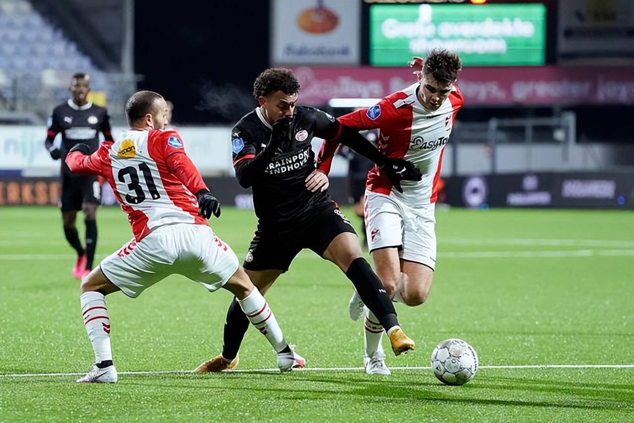 关于汉堡球队状态逐渐回暖,近期表现出色的信息 关于汉堡球队状态逐渐回暖,近期表现出色的信息