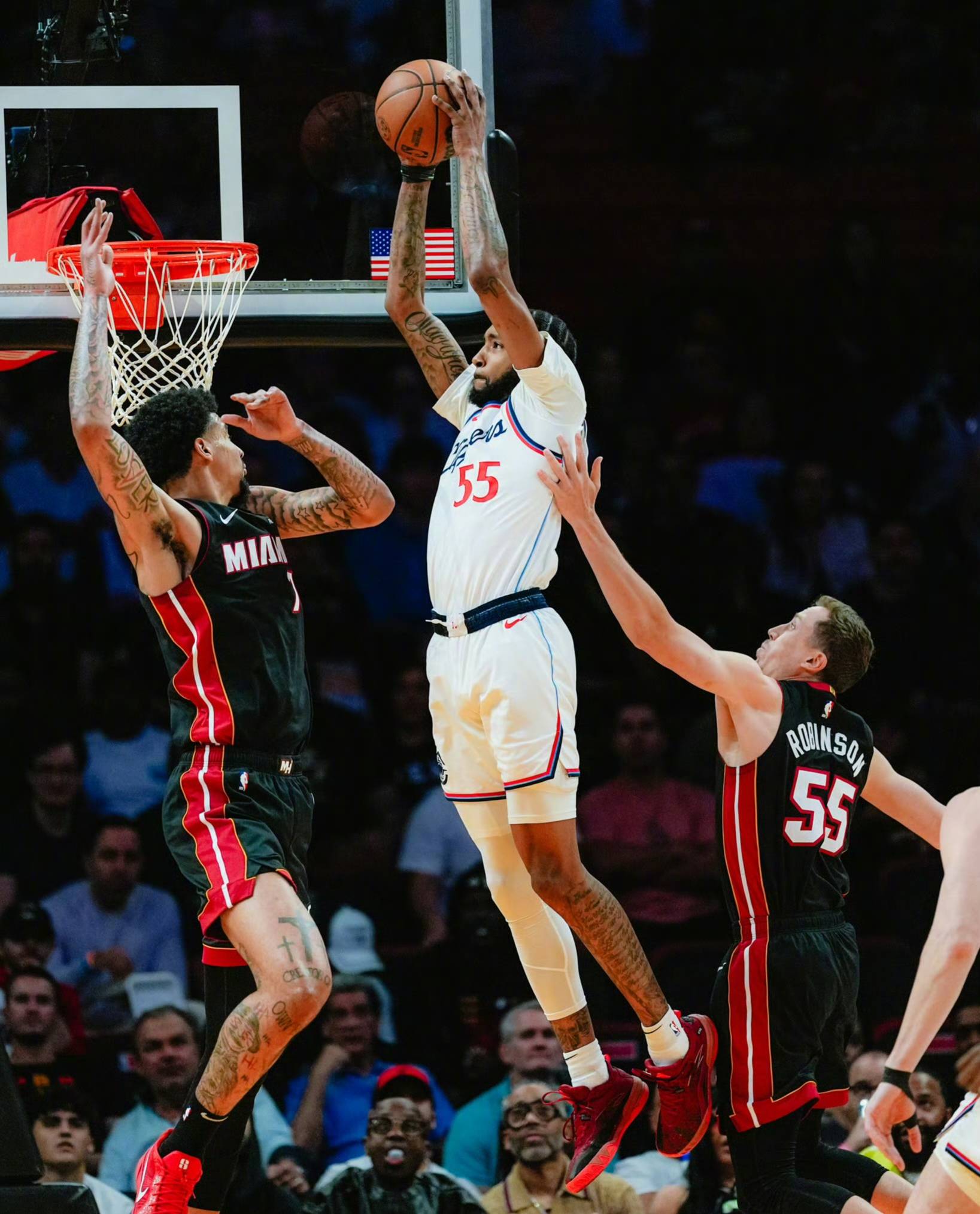 包含至关重要的胜利：快船战胜热火的词条