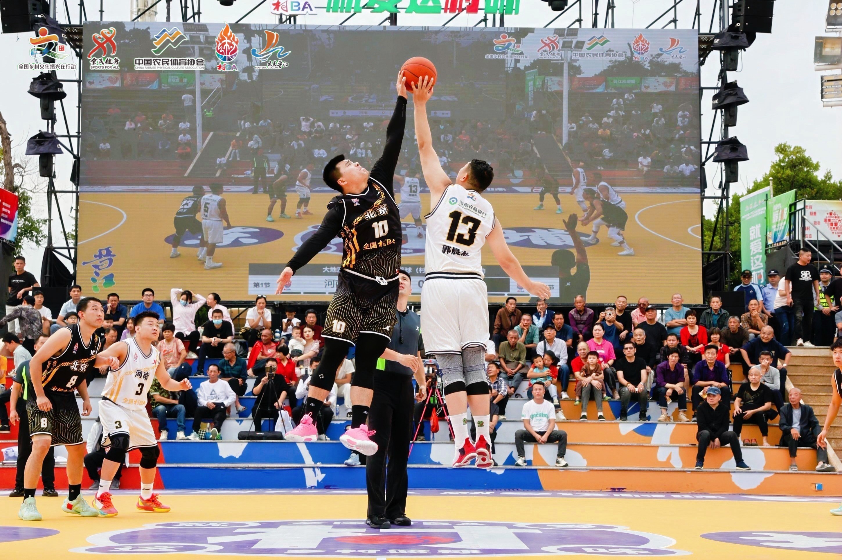 加拿大女足胜捷,击败新西兰队晋级八强 加拿大女足胜捷,击败新西兰队晋级八强