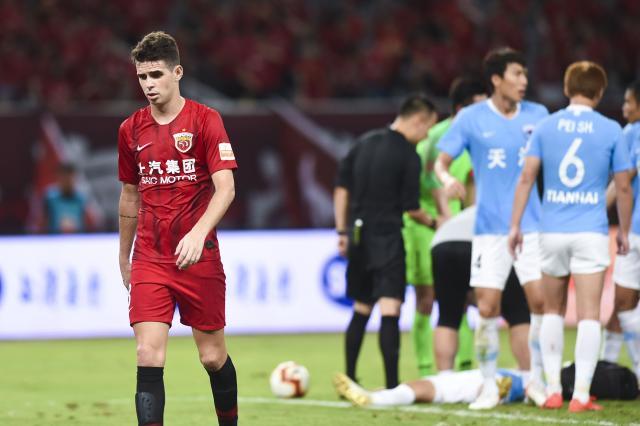 比赛后球员表现遭到批评,夺冠前景蒙阴影的简单介绍 比赛后球员表现遭到批评,夺冠前景蒙阴影的简单介绍