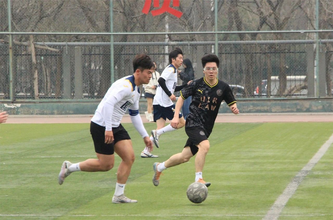 开云体育官方入口-精彩足球比赛，运动员们拼尽全力