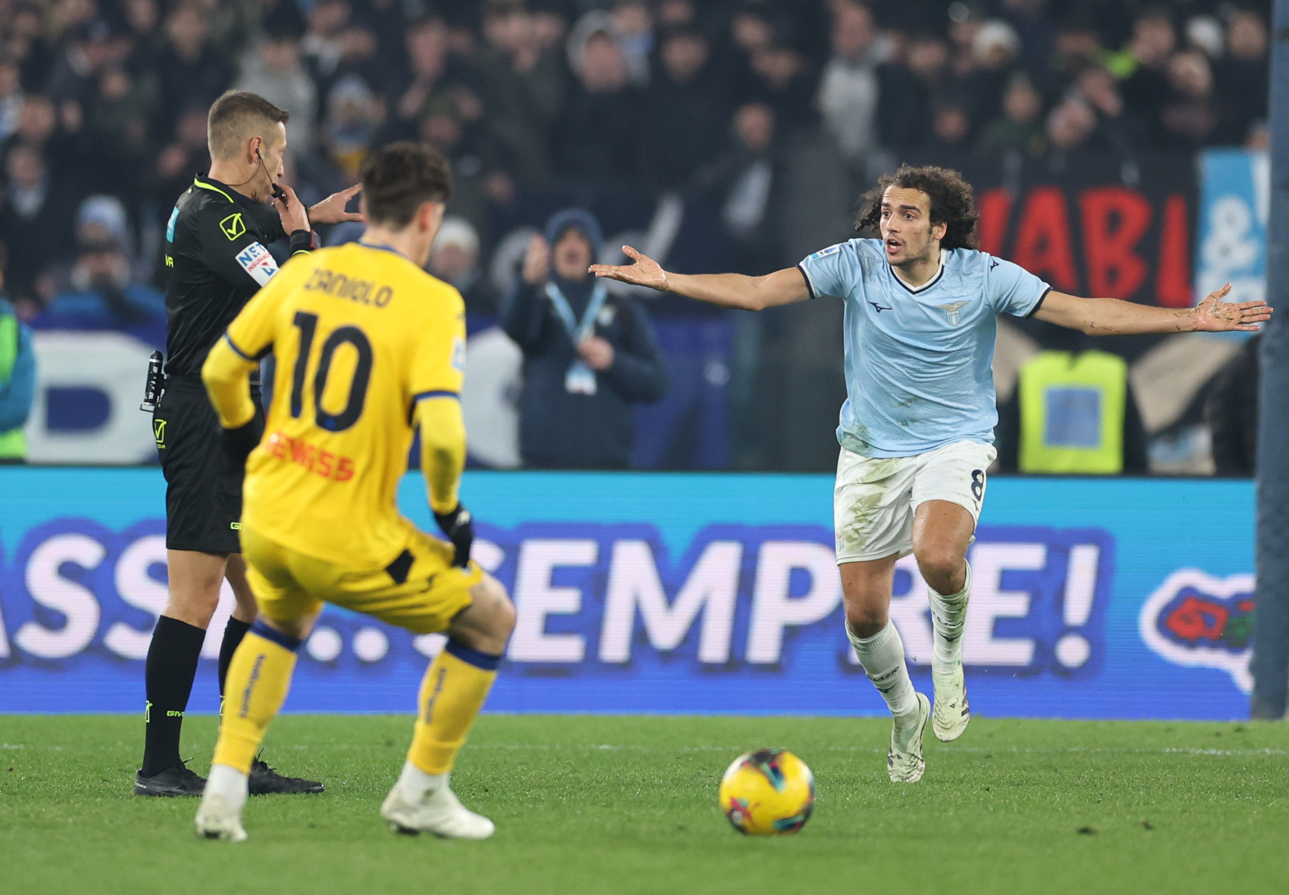 开云体育网页版入口-关于意甲赛场新生力量崛起，实力惊人的信息