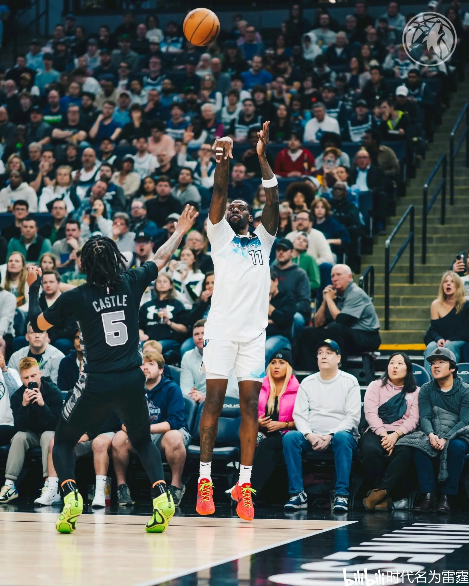 开云体育网页版-快船主场大胜鹈鹕，取得四连胜