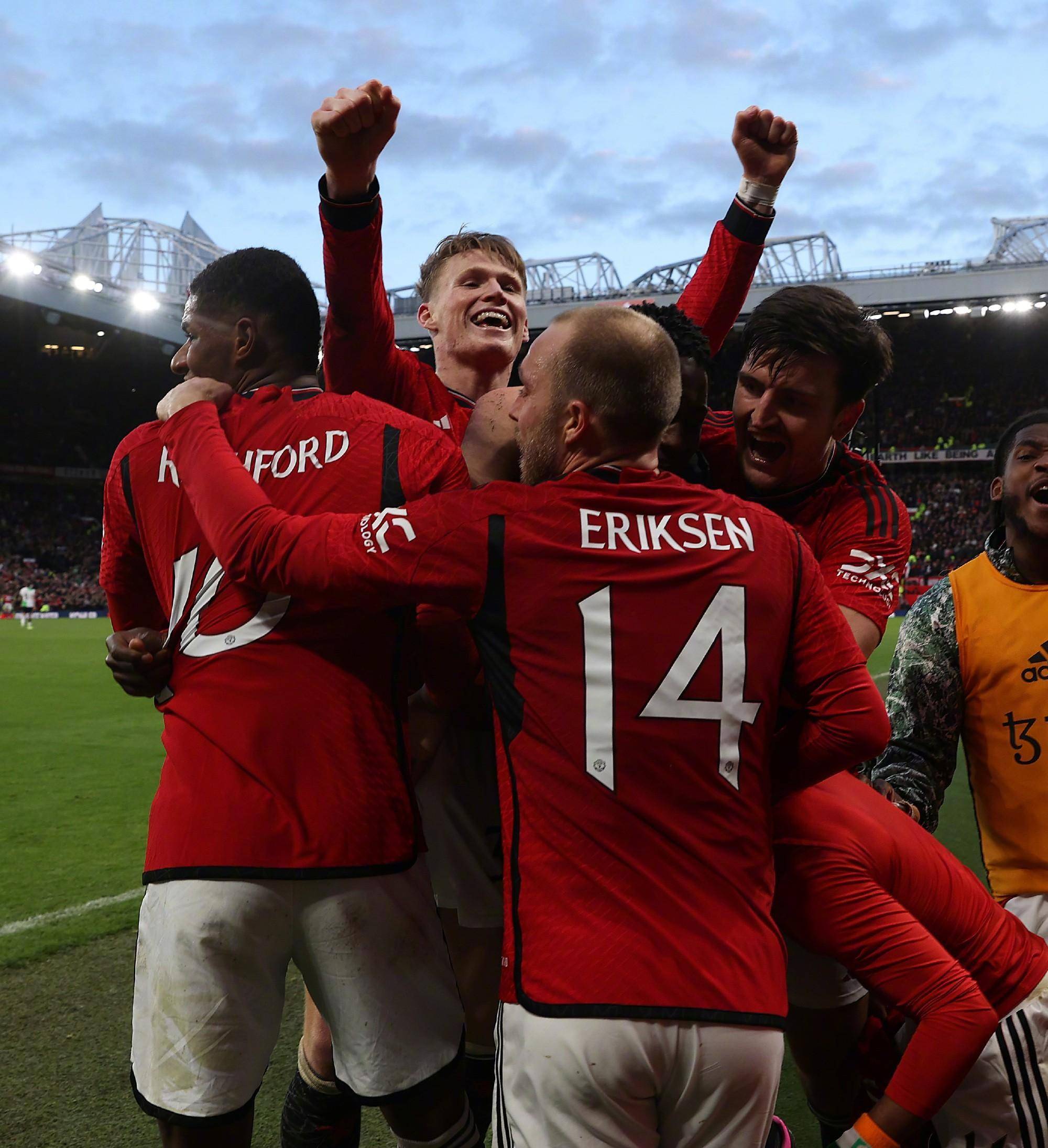 利物浦客场大胜,给对手沉重一击 利物浦客场大胜,给对手沉重一击