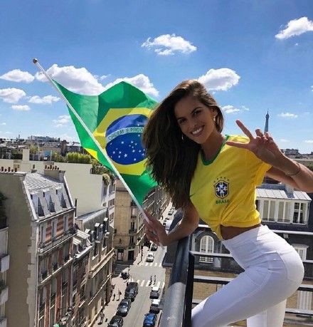 全球女子足球势如破竹，人气持续攀升