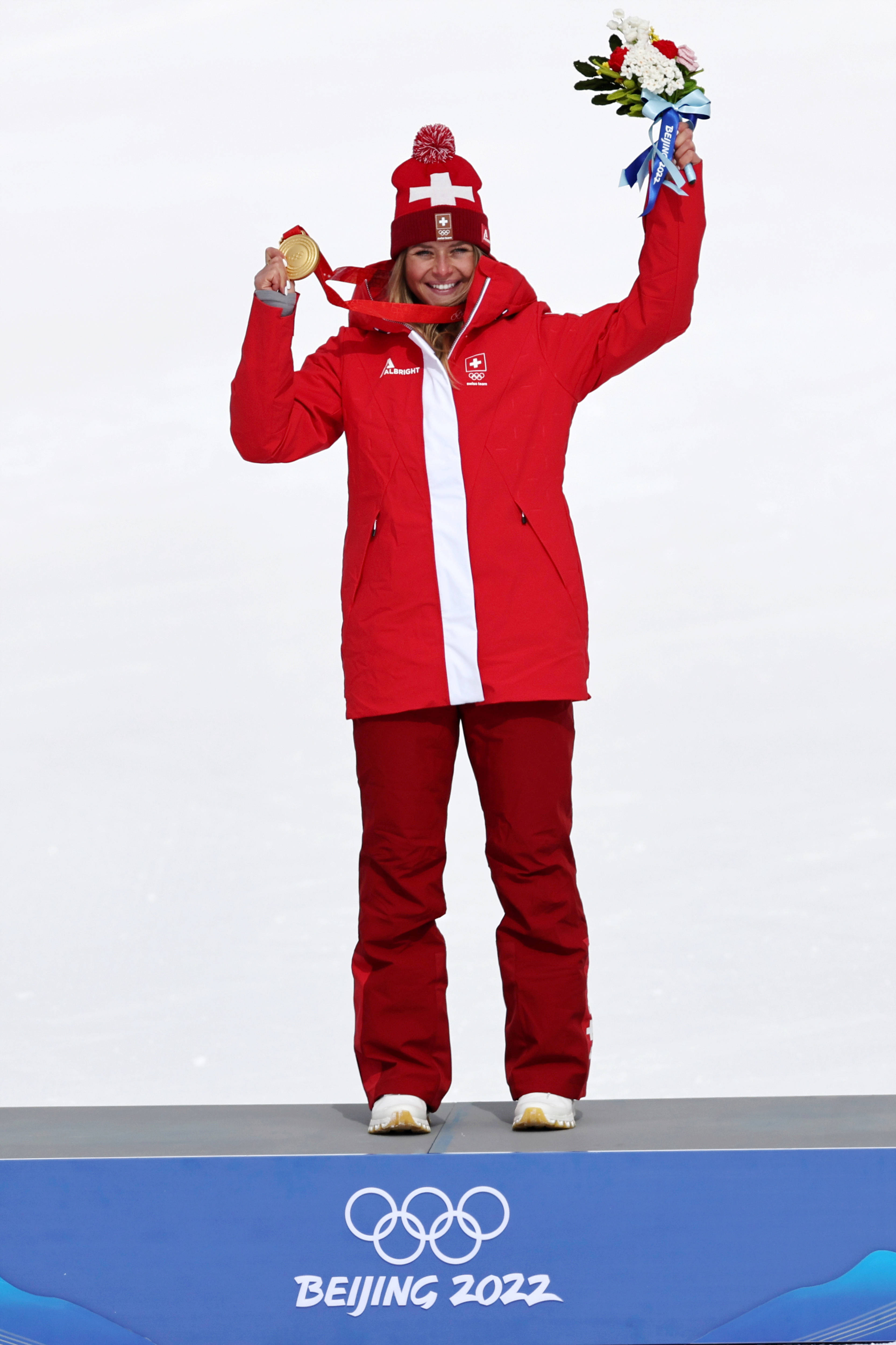 瑞士选手斩获银牌，展现出众技艺