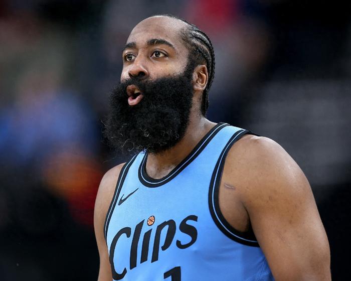 开云体育网页版入口-快船主场大胜爵士，确保季后赛席位的简单介绍