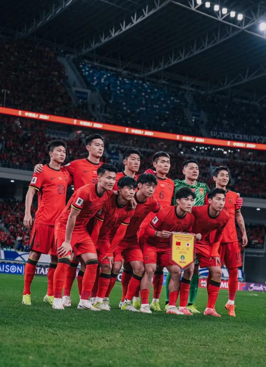 开云体育在线-关于国家队胜负难分，球场火爆对抗的信息