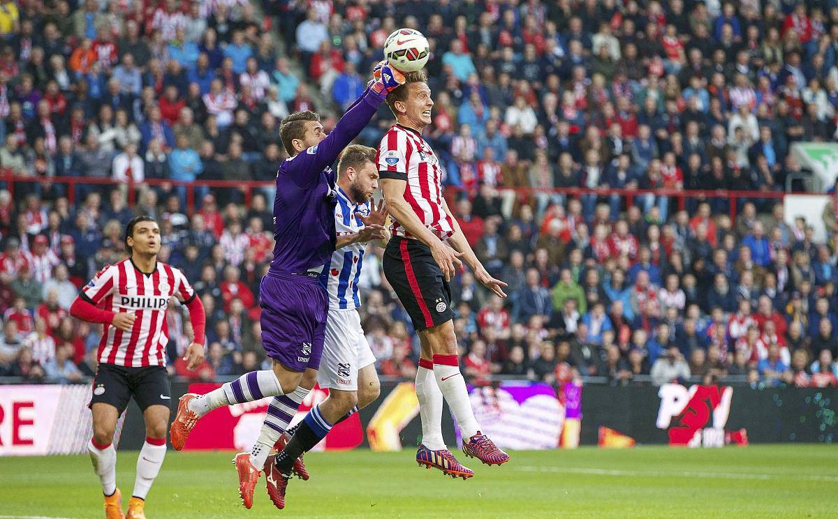 摩纳哥迎来三连冠，主场苦战逼近领先的简单介绍