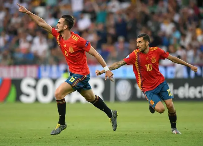 开云体育中国官网-关于西班牙大胜罗马尼亚，积分榜飙升的信息