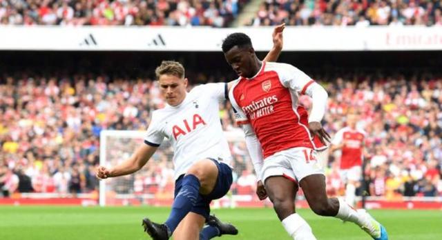 开云体育官方入口-包含利物浦坠入低谷，主力受伤成隐忧的词条