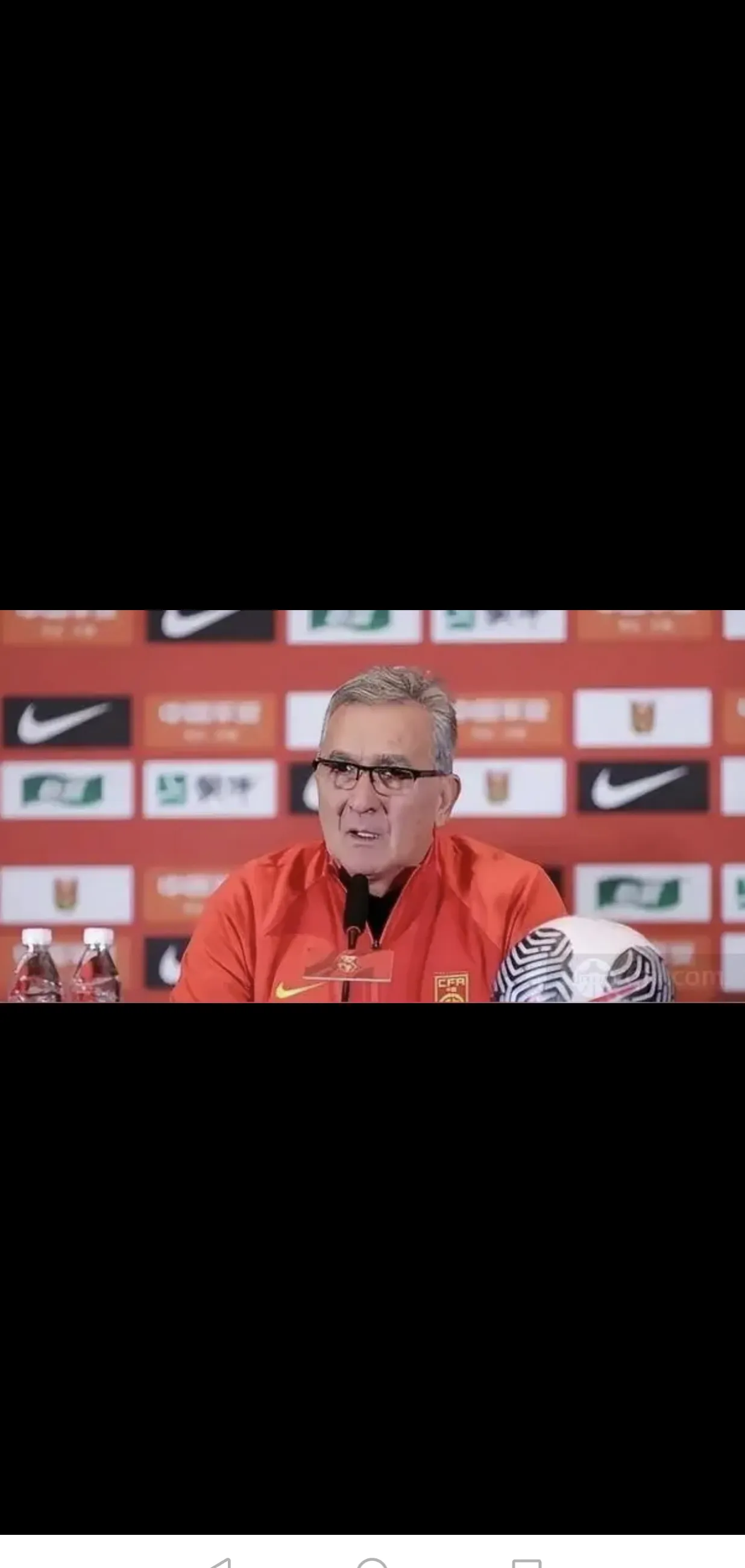 开云体育网页版-包含一位老将球员在比赛中展现出了令人敬佩的毅力和耐心的词条