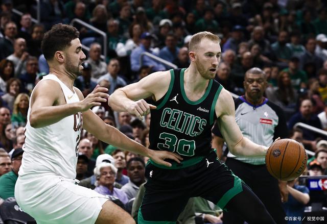 雄鹿队主场击败凯尔特人，全队发挥出色