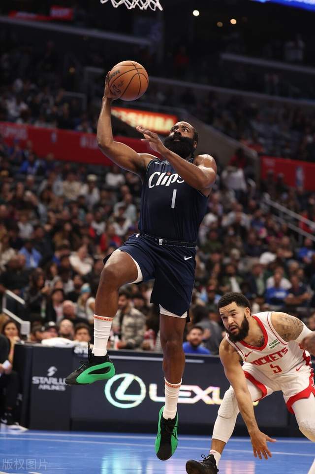 火箭险胜国王，哈登发挥出色，拿下比赛