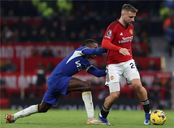 包含曼联战胜南安普顿，全取三分的词条