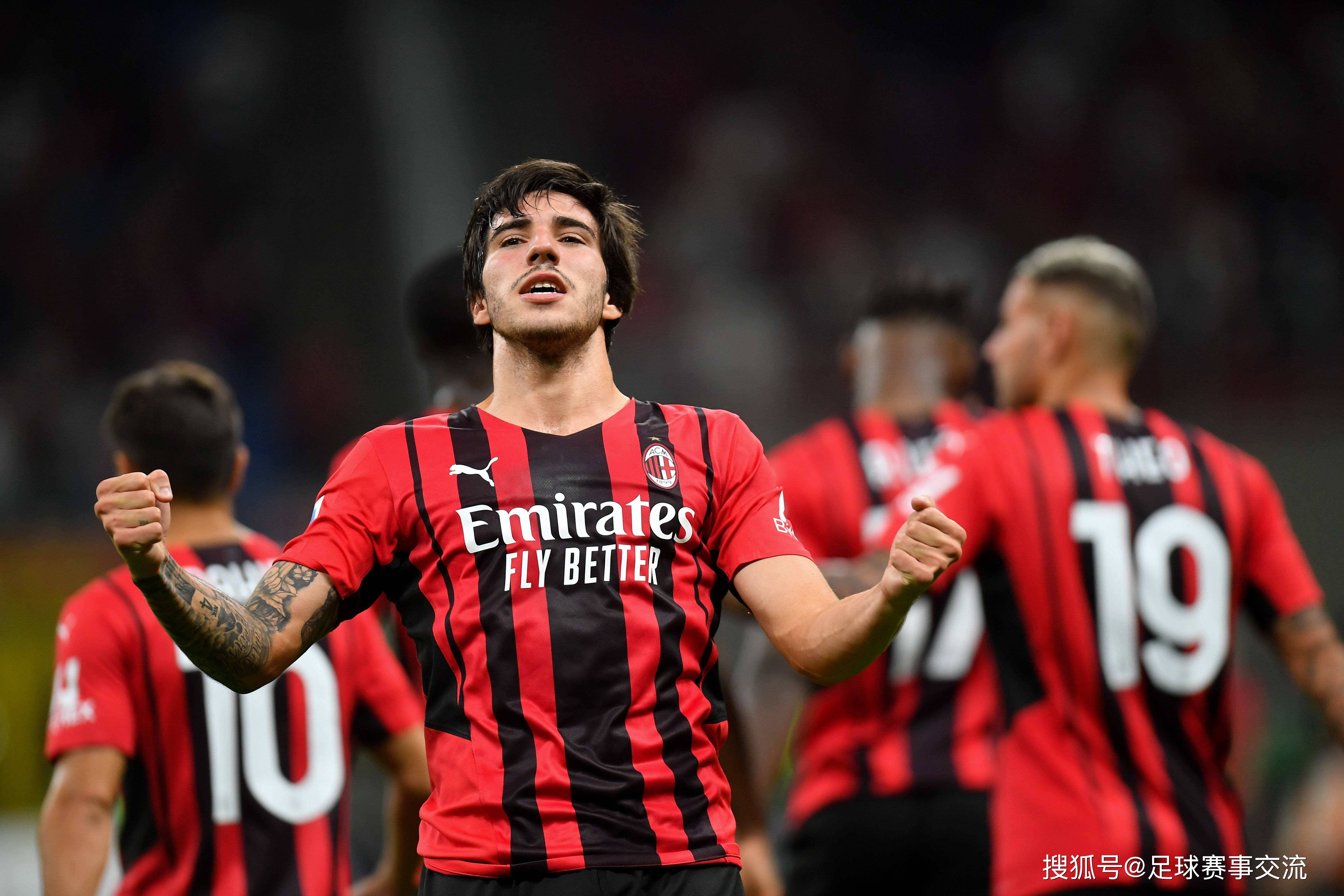 开云体育中国官网-莱万特宣布签下前AC米兰球员，提升中场实力的简单介绍