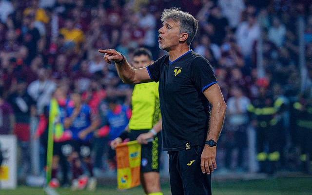 维罗纳球队备战下场关键比赛