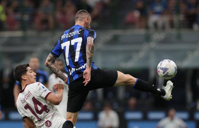 开云体育网页版登录入口-惊险一战：先丢球后扳平，球队又踩悬崖边缘的简单介绍