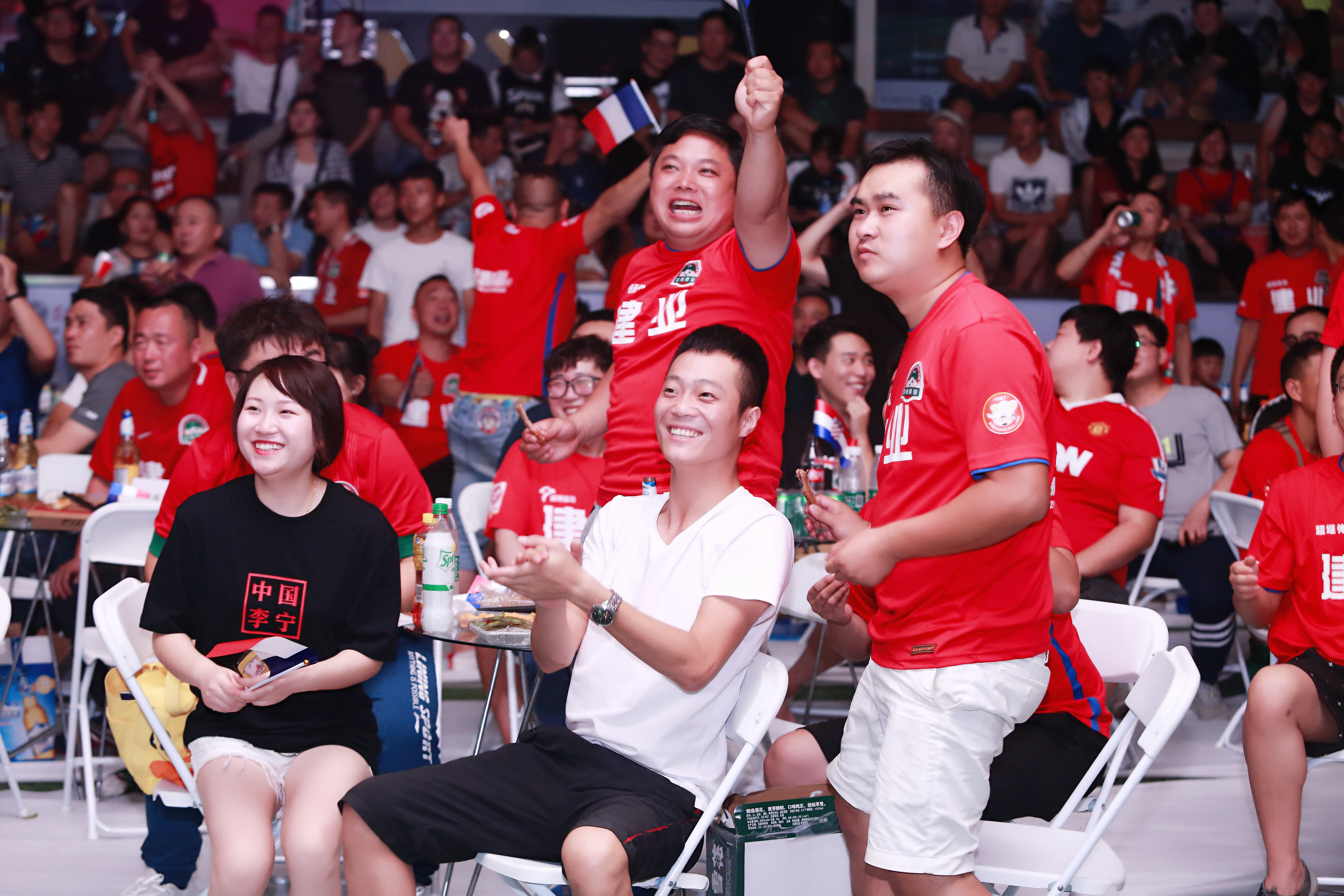 开云体育app-一场激动人心的比赛带给球迷无尽乐趣